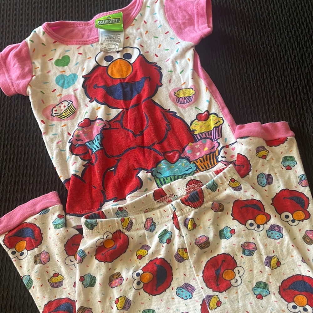 Elmo 2pc pajama set